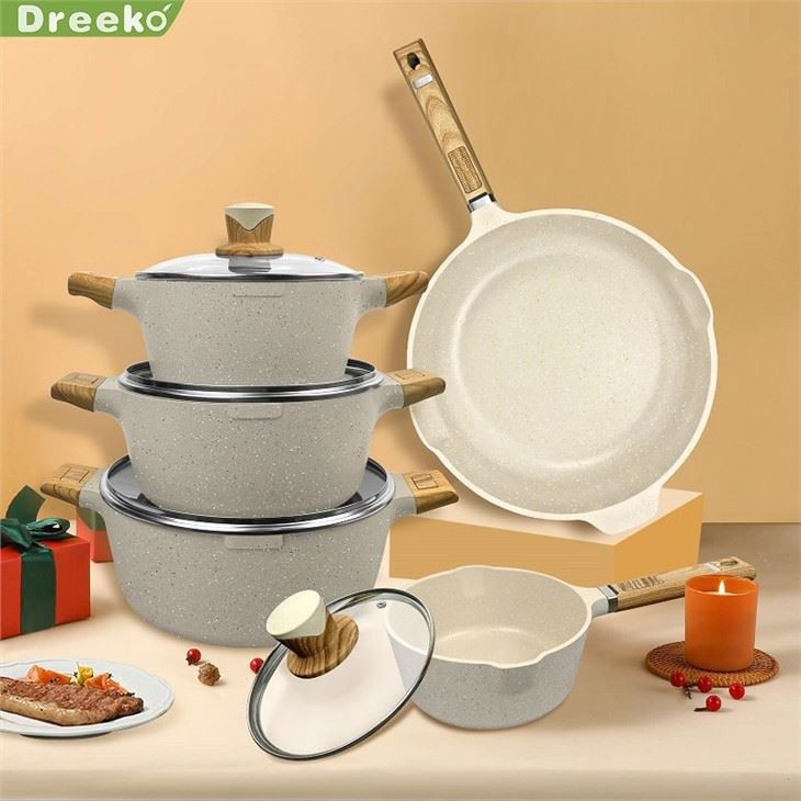 Tapadásmentes fa nyelű edénykészlet