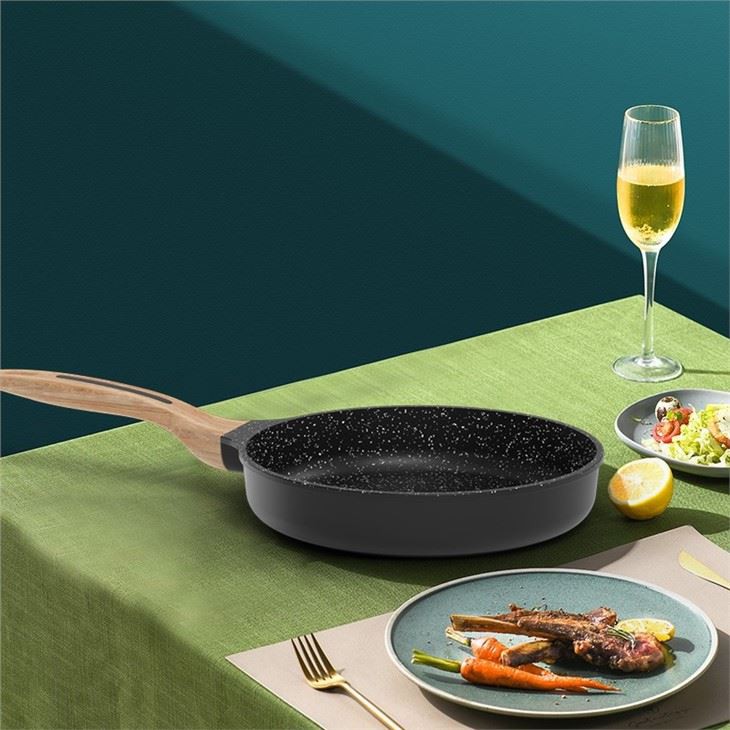 Cast Aluminum Frying Pan