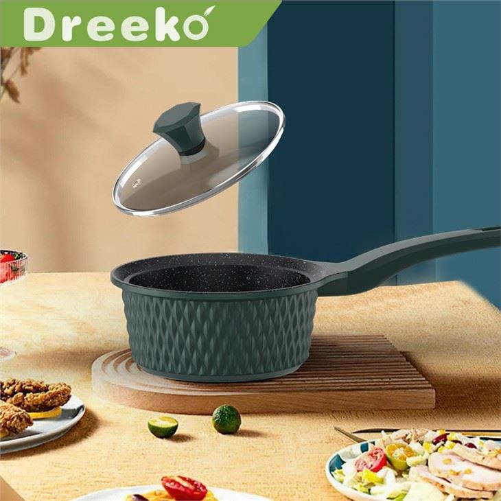 Gyémánt tejeskancsó fedéllel