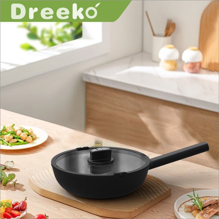 Nyújtott konyhai serpenyő