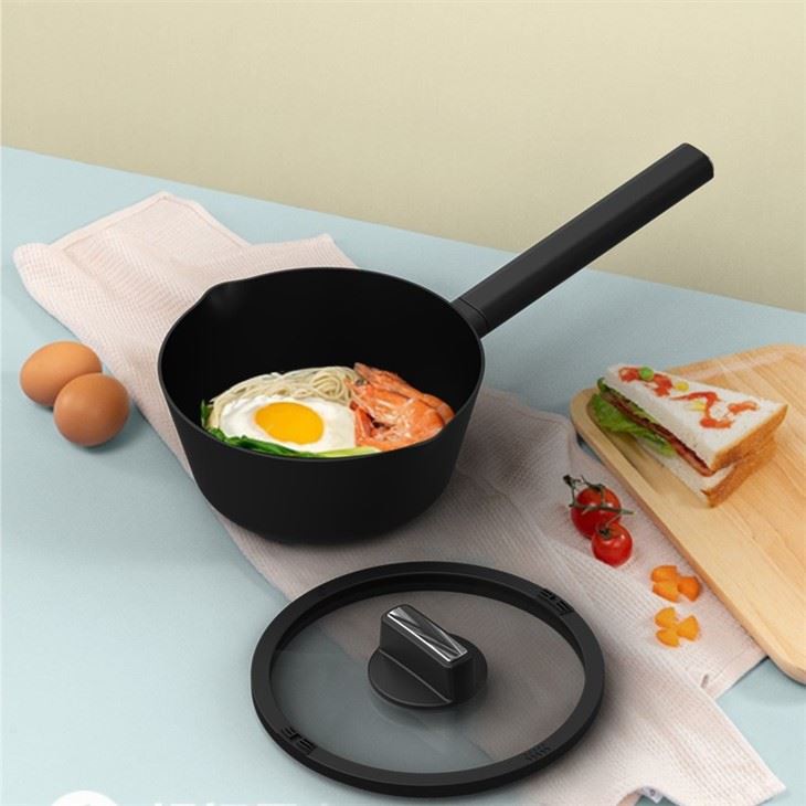 Stretched Milk Pan With Lid